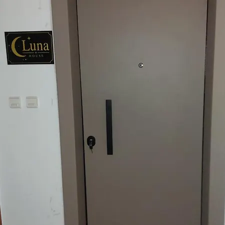 Luna House